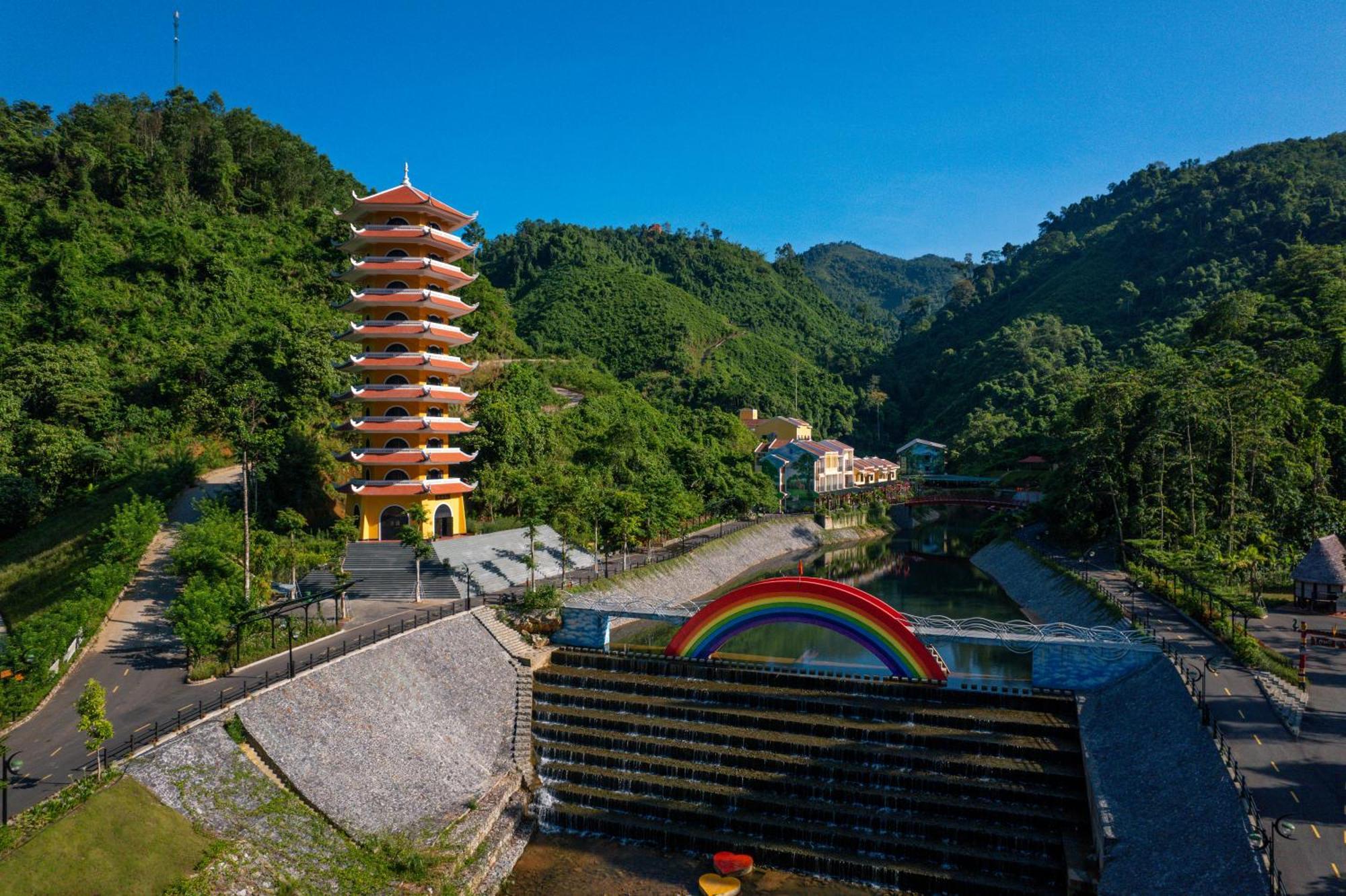Fivitel Cong Troi Dong Giang - Fivitel Dong Giang Heaven'S Gate Hotel Exterior foto